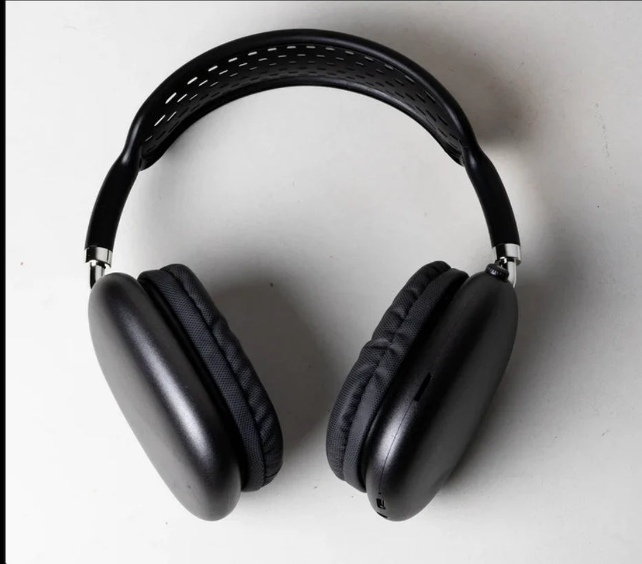 AerPods Pro Max wireless headphones