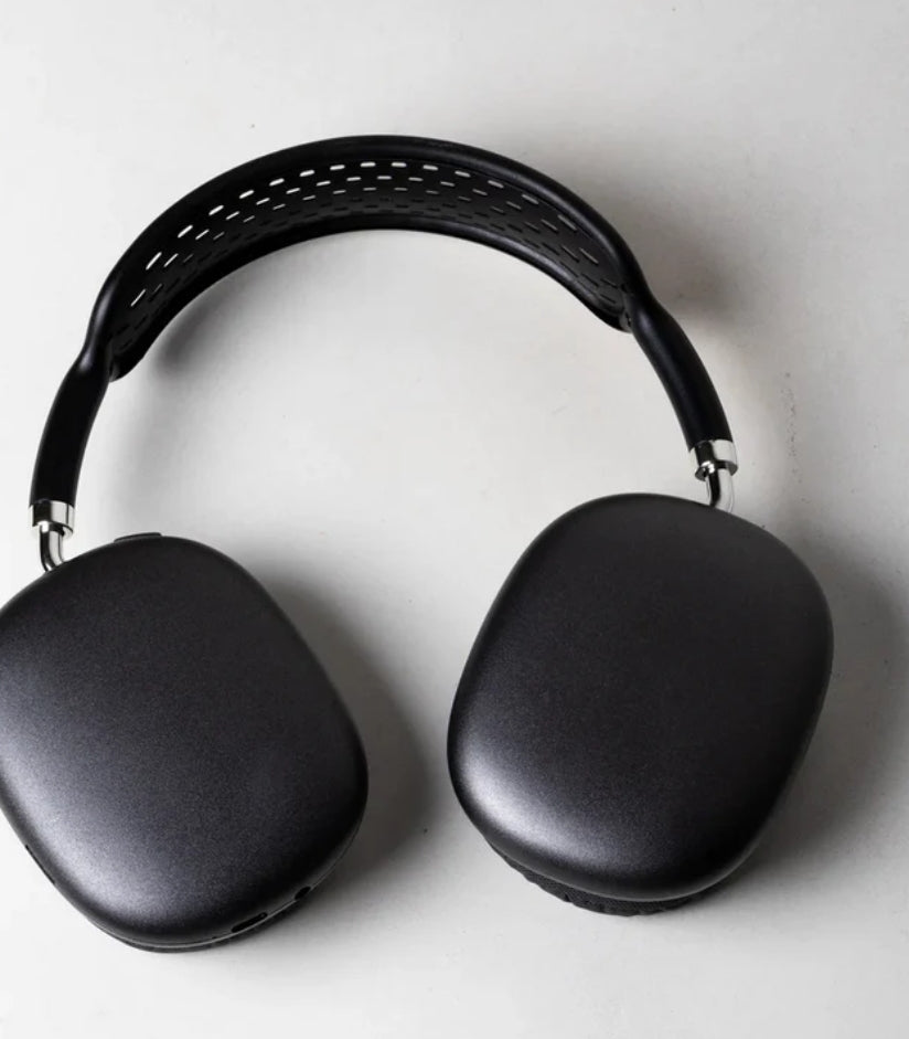 AerPods Pro Max wireless headphones