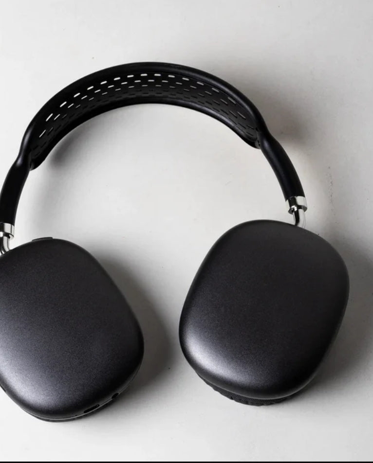 AerPods Pro Max wireless headphones